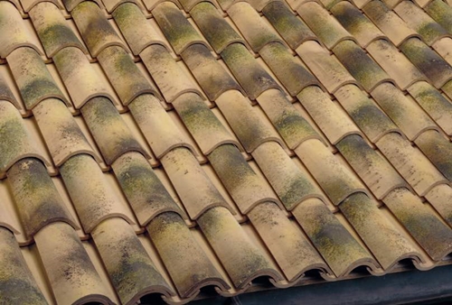 Țigla ceramică pentru acoperiș FBM Coppi Provenzale Anticato