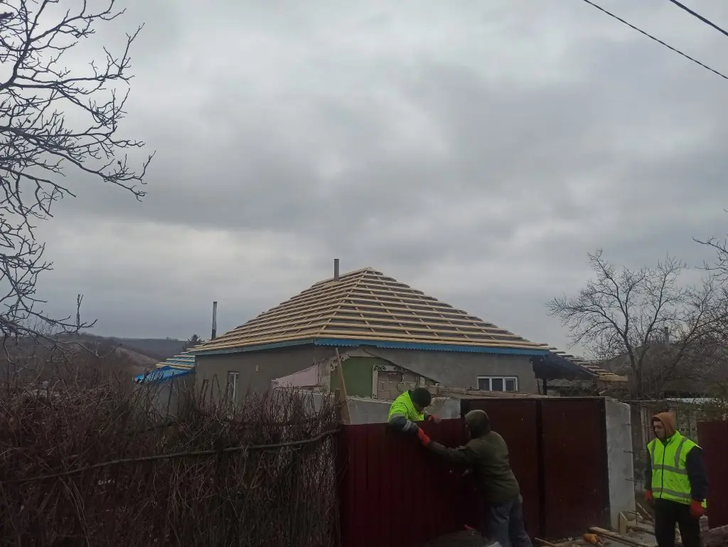 țiglă metalică Ungheni