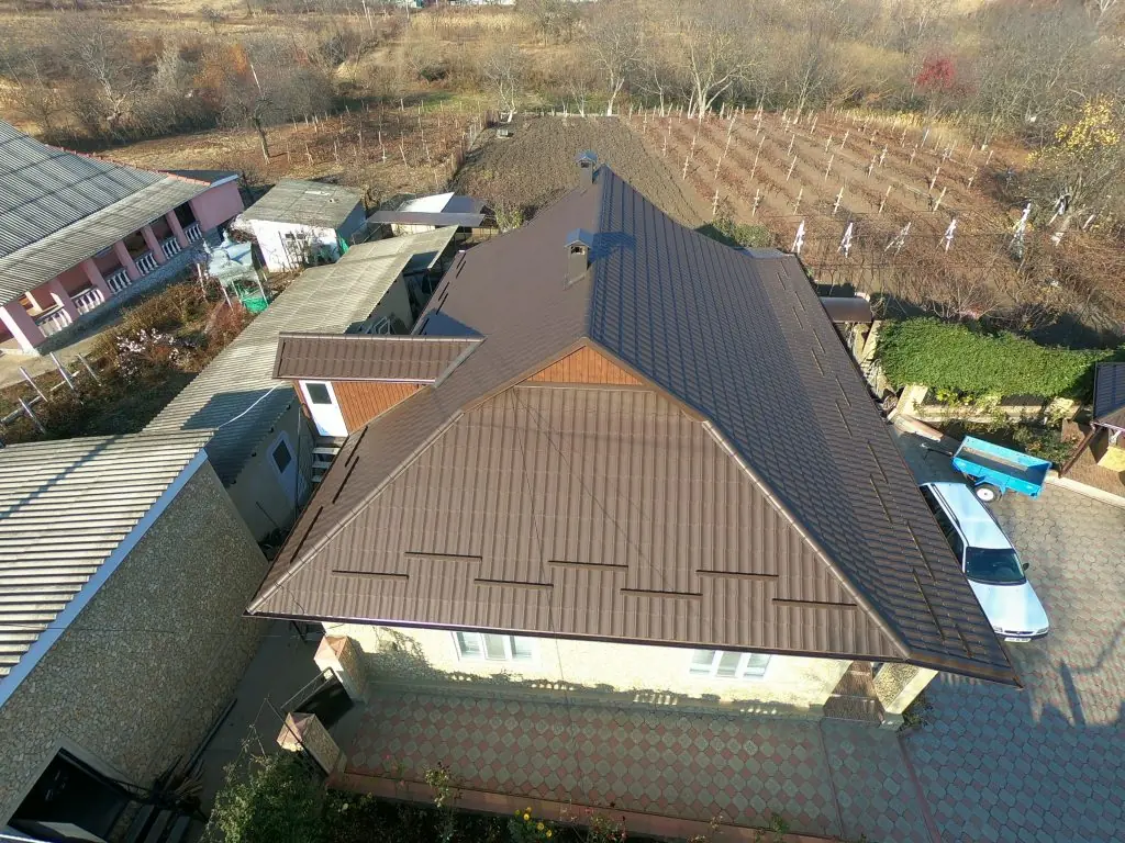 țiglă metalică Nisporeni