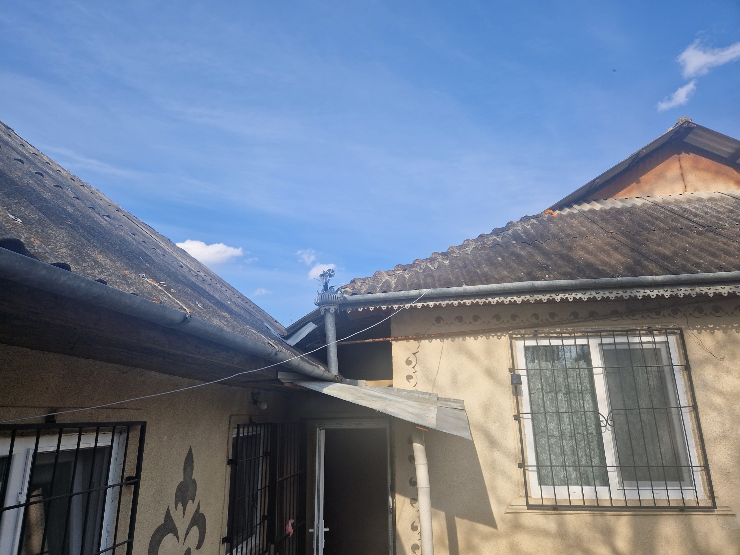 renovarea acoperișului șindrilă bituminoasă Dolna