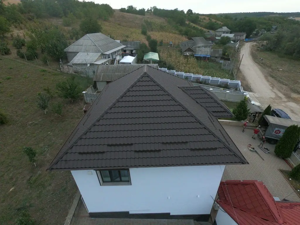 acoperiș țiglă metalică Drăgușeni