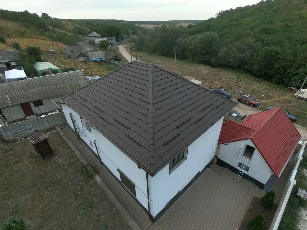 acoperiș țiglă metalică Drăgușeni