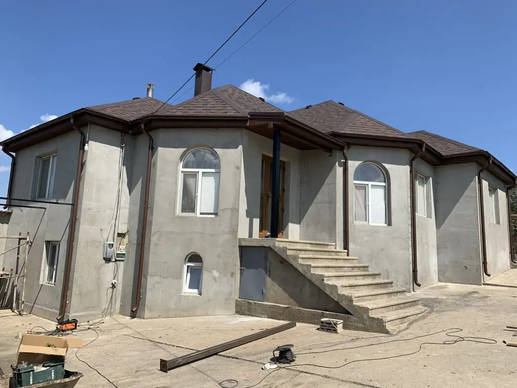 acoperiș șindrilă Ialoveni